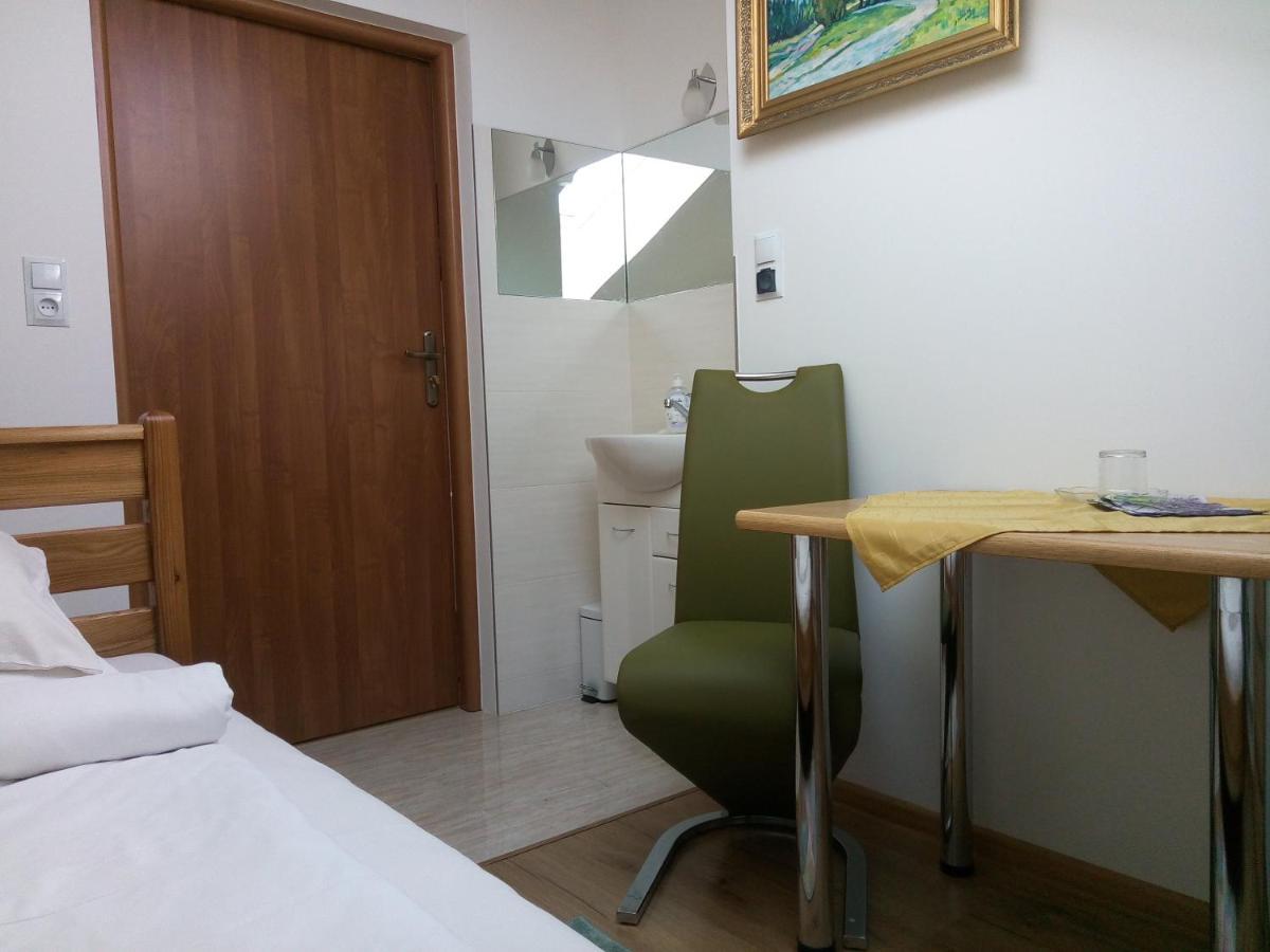 Homestay Strozowka Gorlice Εξωτερικό φωτογραφία