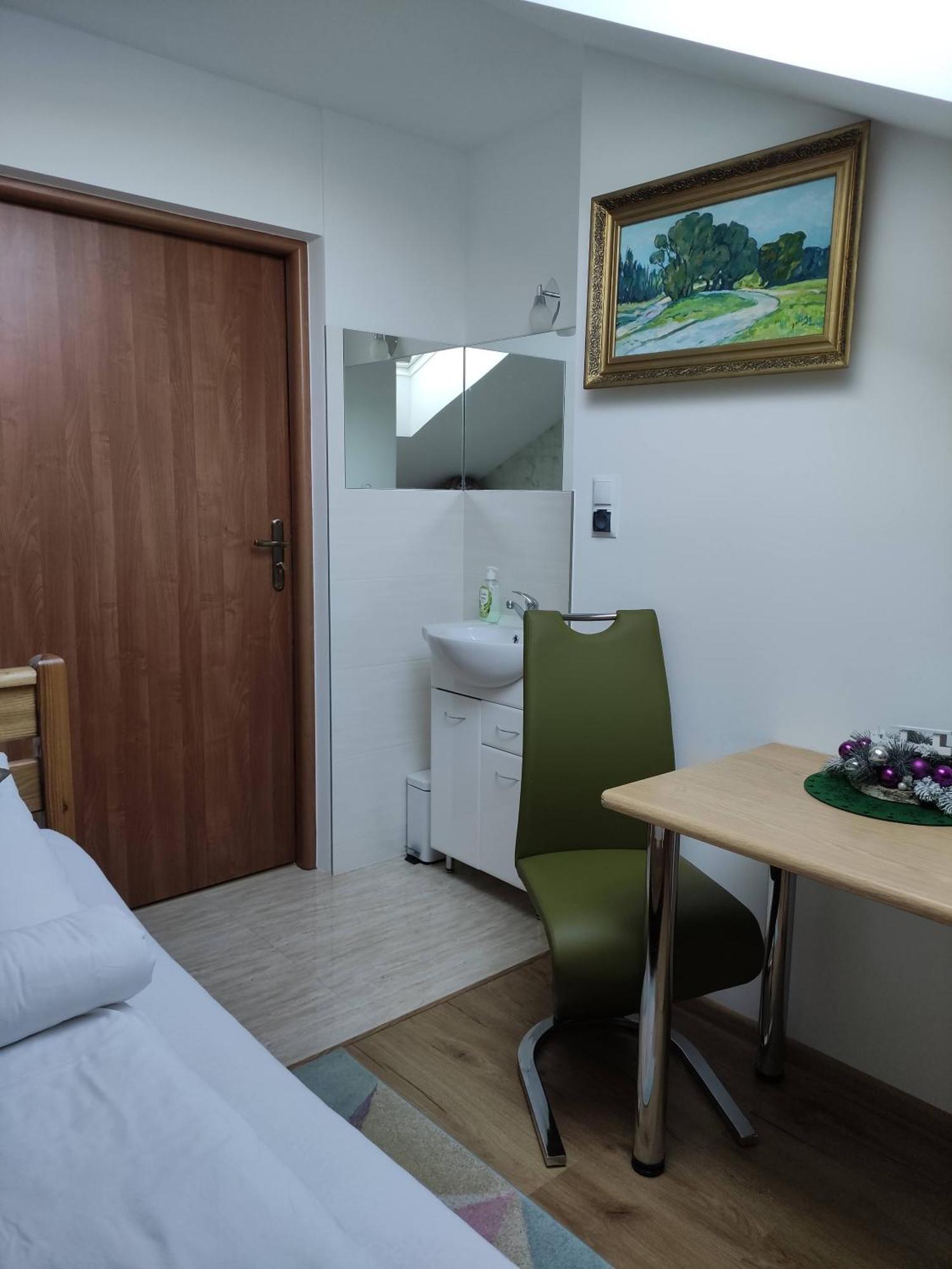 Homestay Strozowka Gorlice Εξωτερικό φωτογραφία
